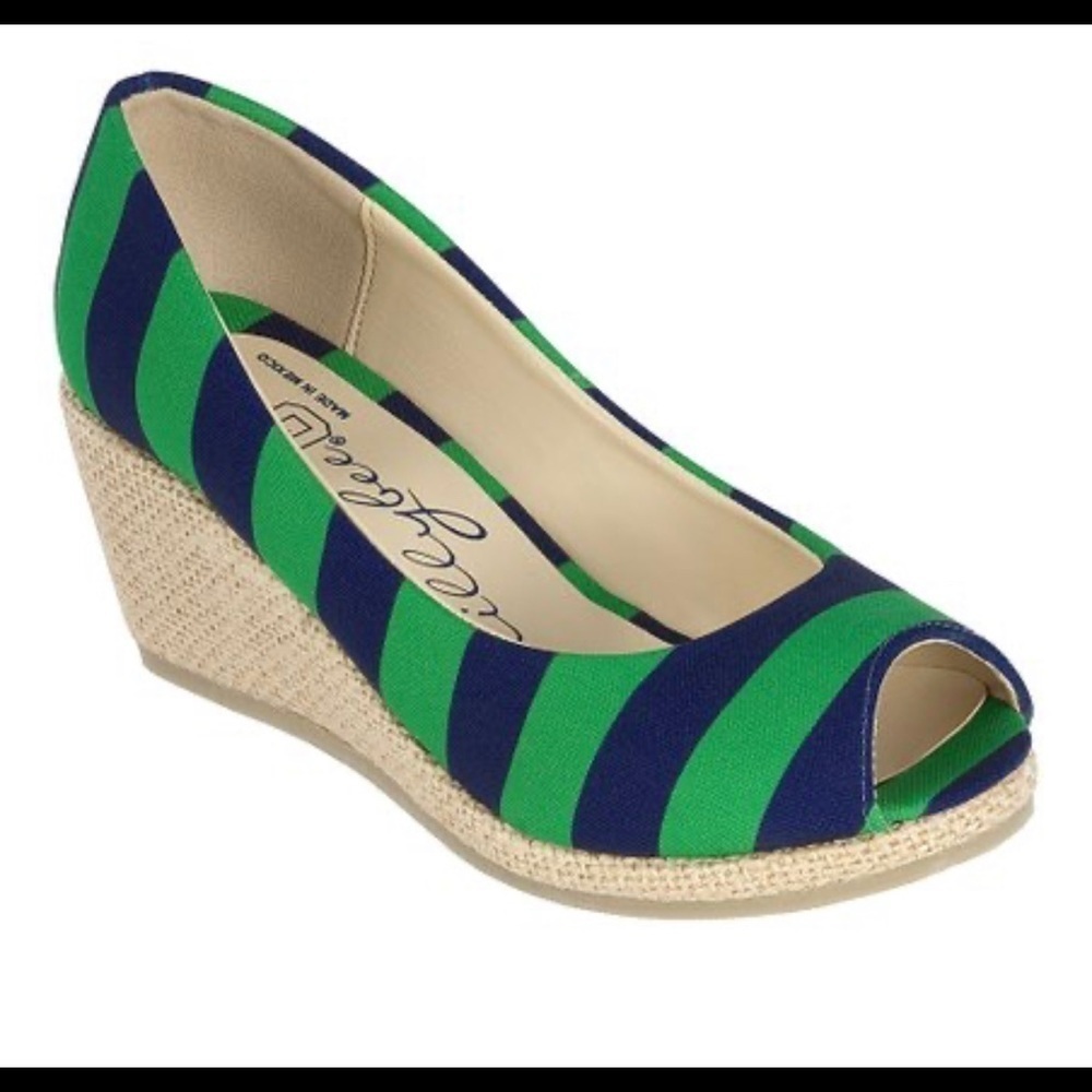 LILLYBEE U UNIVERSITY KELLY GREEN DARK BLUE STRIPED WEDGES SIZE 7 NEW NO TAGS